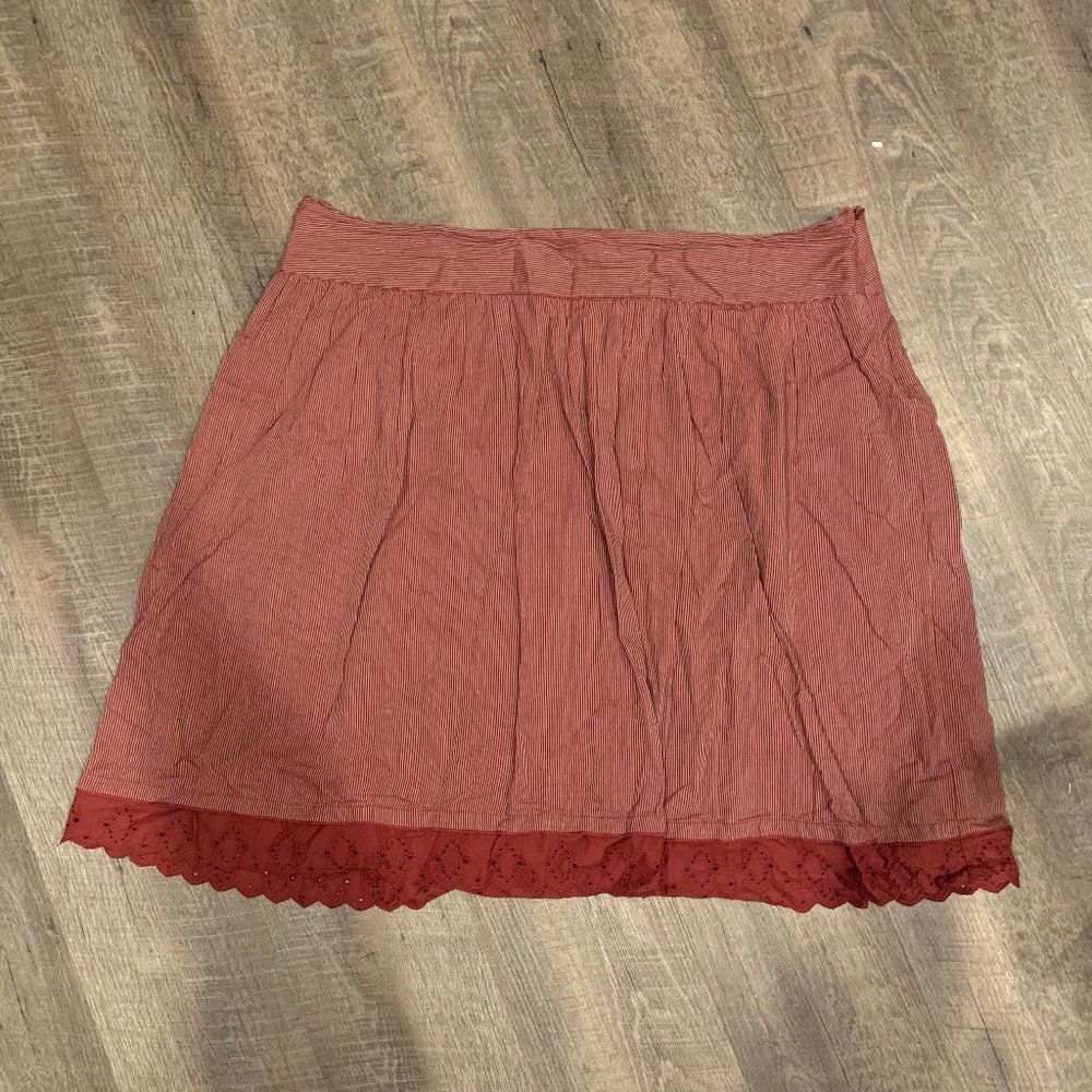Plus Flirty Red Pinstripe Dress w/ Lace Hem Sz 18